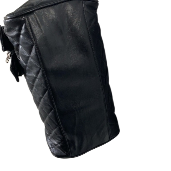 Betsy Johnson Black Quilted Betsyville Handbag Satchel Bag Preloved - Picture 7 of 8